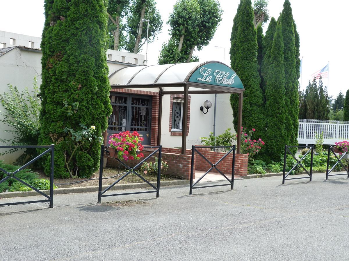 Hostellerie Du Chateau Saint-Pere-sur-Loire Exteriör bild